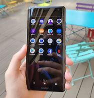 Image result for Xperia XZ3 vs iPhone