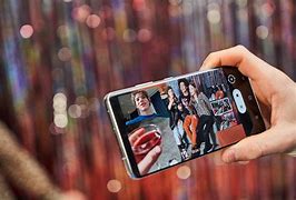 Image result for Galaxy S21 Ultra Curved Screen