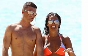Image result for Danielle Lloyd iPhone