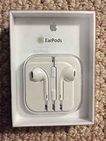 Image result for iPhone SE2 EarPods