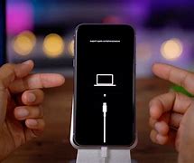 Image result for iPhone SE 2020 Recovery Mode