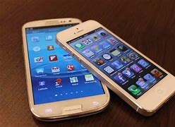 Image result for Galaxy S1 vs iPhone 3GS