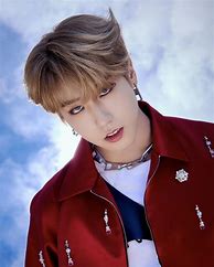 Image result for Hyun-Jin Stray Kids Thunderous