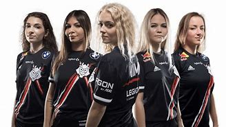 Image result for Team Poses eSports