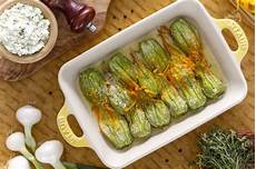 ricette con i fiori di zucca al forno fiori di zucca ripieni ricette con i fiori di zucca al forno fiori di zucca ripieni