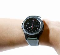 Image result for Samsung Gear S3 Classic vs Frontier