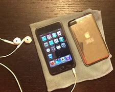Image result for Apple iPod Touch 1st Generation