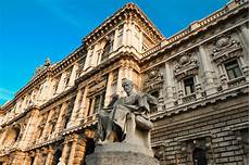 corte suprema italia la statua sulla corte suprema di cassazione dei tribunali corte suprema italia la statua sulla corte suprema di cassazione dei tribunali