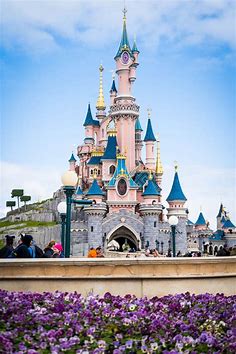 Nieuw kasteel voor Hong Kong Disneyland - Pretpark.club forum
