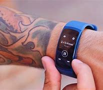 Image result for Gear Fit 2 Pro Bettry