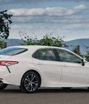 Image result for 2018 Toyota Camry XSE White with Moon Roof