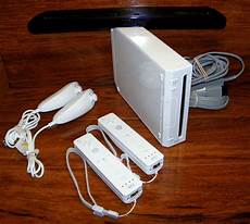 buy nintendo wii console nintendo wii white backwards compatible console system buy nintendo wii console nintendo wii white backwards compatible console system