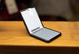 Image result for Samsung Galaxy S20 Z Flip