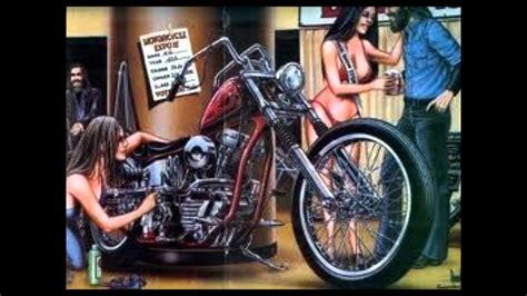 Nude Girls On Choppers
