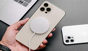 Image result for Best Wireless Pocket Charger for iPhone 14