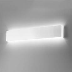 applique da parete a led applique led design moderno metallo laccato l 60 cm line applique da parete a led applique led design moderno metallo laccato l 60 cm line