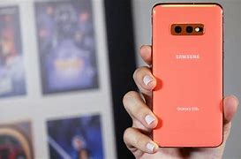 Image result for samsung galaxy s10e pink