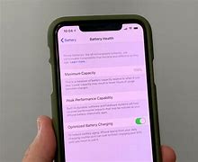 Image result for iPhone 11 Pro Max Battery Percentage