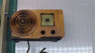 Image result for Old Time Radio with Broken Knob
