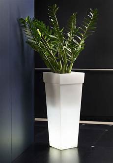 lade da interno a led vaso luminoso alto da esterni ed interno geryon light lade da interno a led vaso luminoso alto da esterni ed interno geryon light
