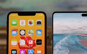 Image result for Samsung S10 vs iPhone X-Size