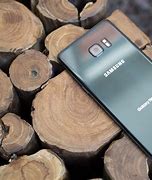 Image result for ER Pictures of Galwxy Note 7 in People's Legs