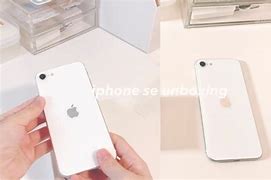 Image result for iPhone SE 2020 White Aesthetic