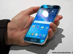 Image result for Samsung Galaxy S6 vs iPhone 6