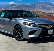 Image result for 2019 Camry SE vs XSE