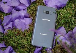 Image result for Samsung Galaxy S8 Edge Green