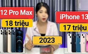 Image result for iPhone 12 Max vs iPhone 7