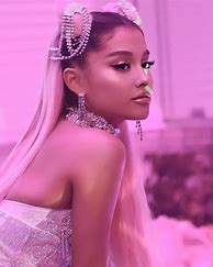 Image result for Ariana Grande Pink iPhone