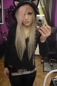 Image result for Cute Short Emo Hair Round Face