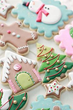 Royal Icing Cookie Decorating Tips | Sweetopia