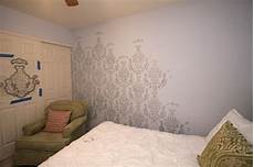 stencil per pareti da letto damask stencil wall for daughters bedroom how to nest stencil per pareti da letto damask stencil wall for daughters bedroom how to nest