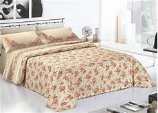 copriletti on line copriletto singolo cotone piquet classico fiori azzurro copriletti on line copriletto singolo cotone piquet classico fiori azzurro