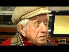 peppino di la panchina peppino mazzullo la storica voce di topo gigio peppino di la panchina peppino mazzullo la storica voce di topo gigio