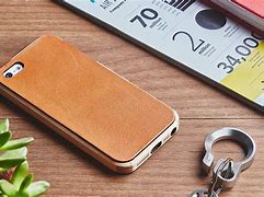 Image result for iPhone SE 2020 Wood Cases