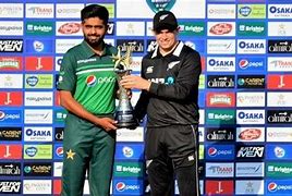 Image result for Matt Henry Out by Babar Azam