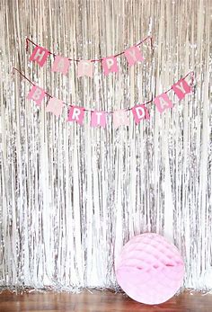 Sparkle Like A Unicorn First Birthday Party | ideas for my 40th birthday to show my hubby | Unicorn themed birthday party, Birthday decorations, Birthday party…