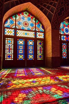 This Mosque Turn Into A Vivid Kaleidoscope When Sunlight Hits It | The Wanderlust Addict