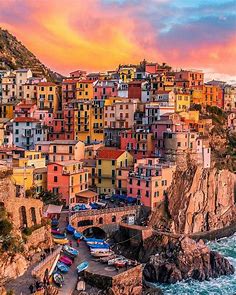 Italia - Italy - The rainbow colored villages of Cinque... | Facebook