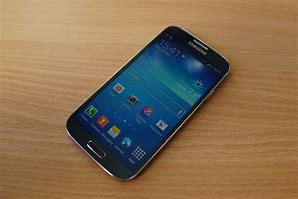 Image result for گلس مشکی Glaxy S4
