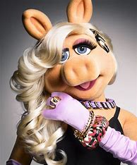 Image result for Miss Piggy Fashion