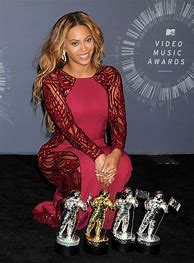 Image result for Beyoncé Music Awards