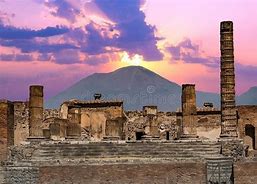 Image result for Mount Vesuvius Pompeii Bodies