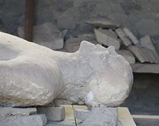 Image result for Pompeii Kissing Statue Real