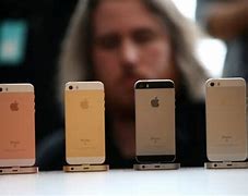 Image result for iPhone SE Génération 2