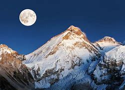 Image result for Monte Everest