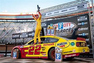 Image result for NASCAR Bristol Dirt Race